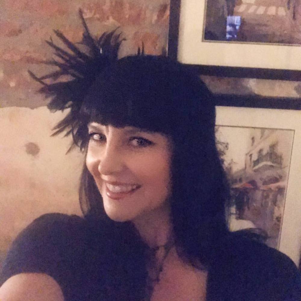 Meet your Posher, Dana